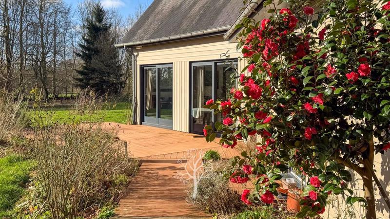 Maison - 140 m² - 6 pièces