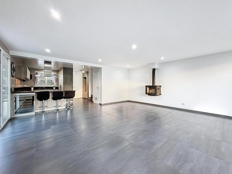 Maison - 165 m² - 6 pièces