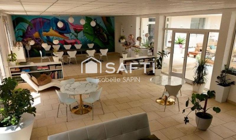 Maison - 522 m² - 8 pièces