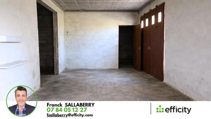 Maison - 203 m² - 8 pièces