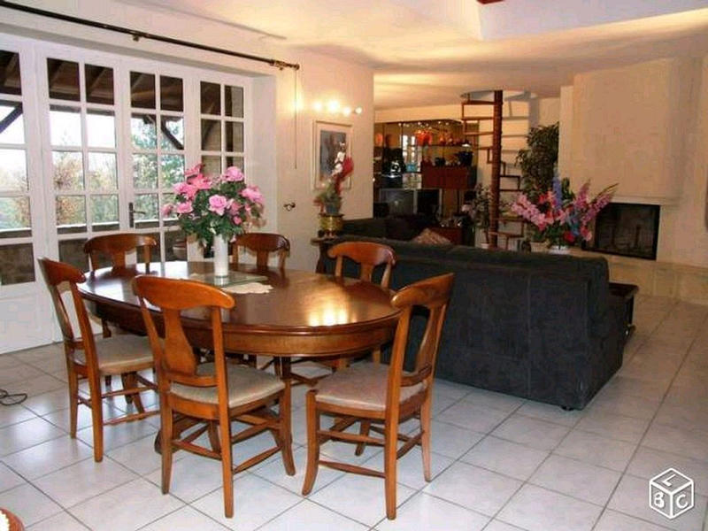 Bastide - 280 m² - 9 pièces