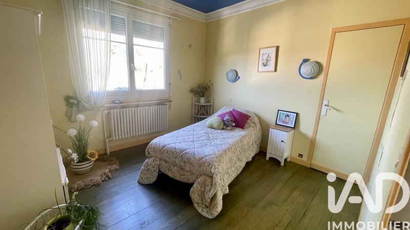 Maison - 192 m² - 7 pièces