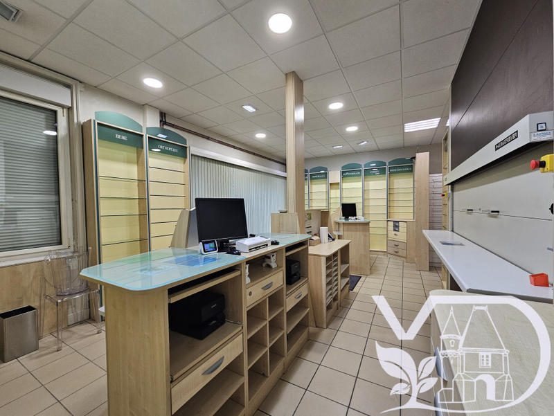 Maison - 280 m² - 6 pièces