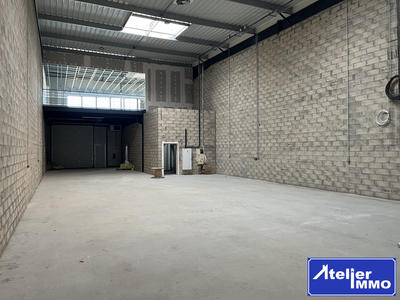 Local d'activités - 1 511 m²