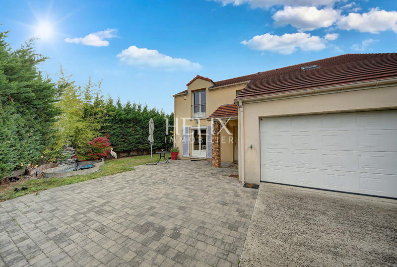 Maison - 163 m² - 5 pièces