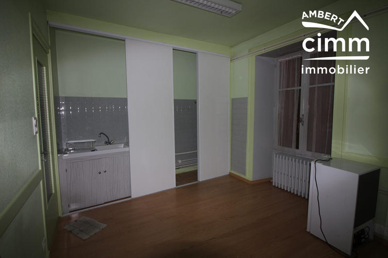 Maison - 180 m² - 12 pièces