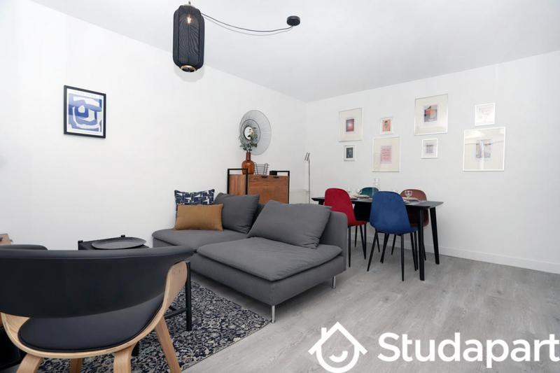 Chambre - 11 m² - 1 pièce