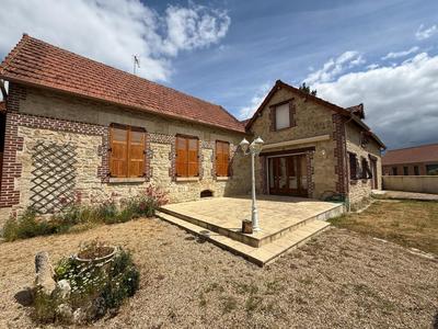 Maison - 171 m² - 6 pièces