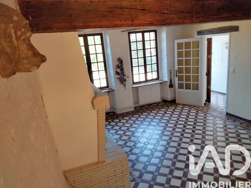 Maison de village - 389 m² - 10 pièces