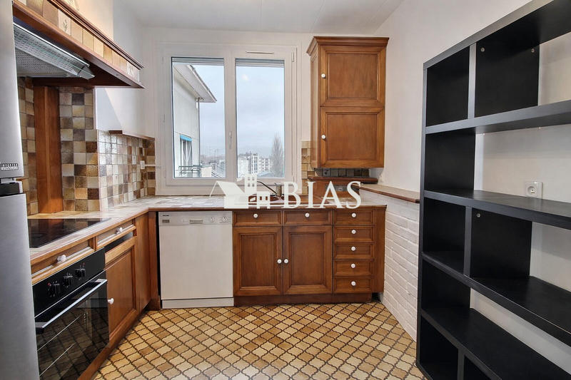 Appartement - 97 m² - 4 pièces