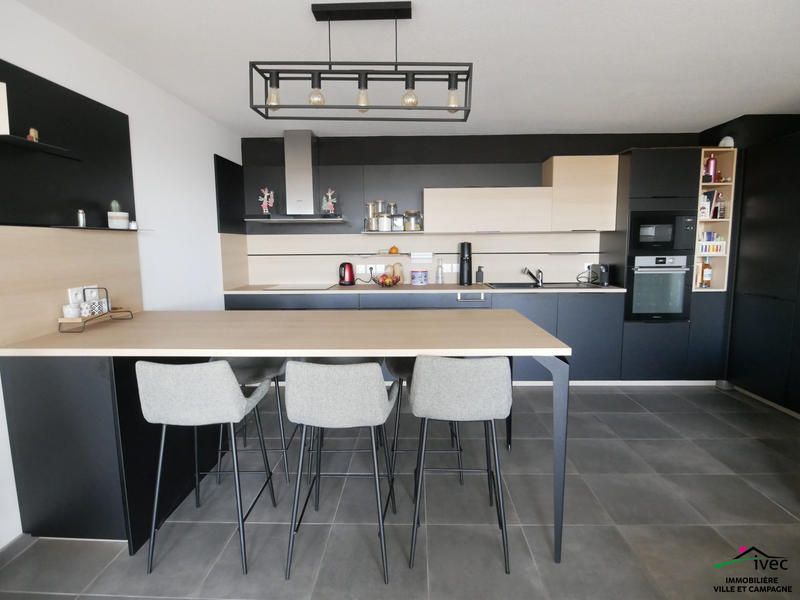 Appartement - 61 m² - 3 pièces