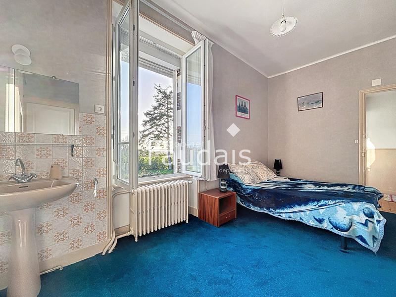 Maison - 147 m² - 5 pièces