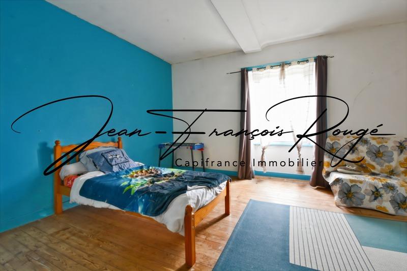 Maison - 357 m² - 10 pièces