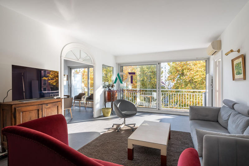 Appartement - 110 m² - 4 pièces