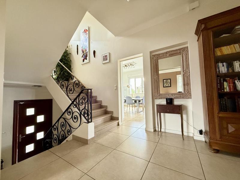 Maison de ville - 243 m² - 6 pièces