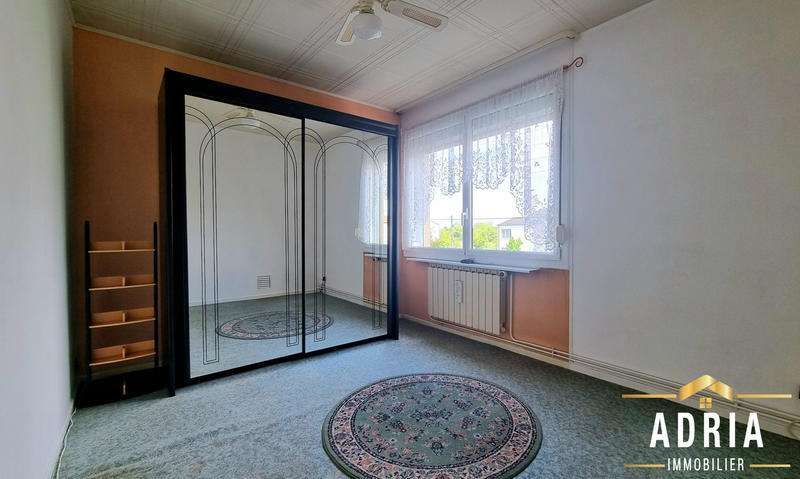 Maison - 95 m² - 5 pièces