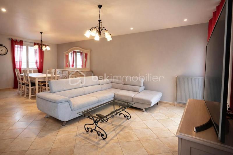 Maison - 120 m² - 5 pièces