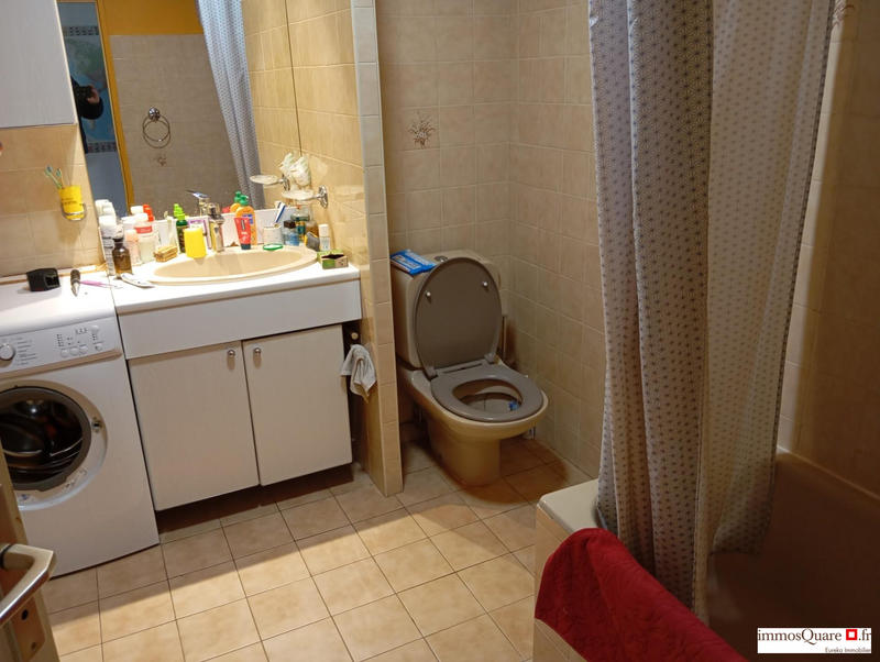 Appartement - 80 m² - 3 pièces