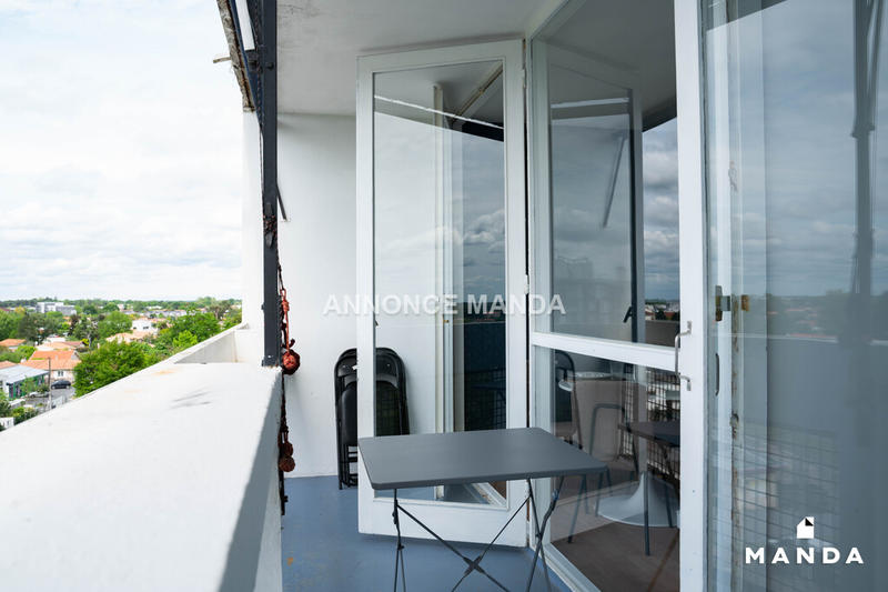 Chambre - 10 m² - 5 pièces