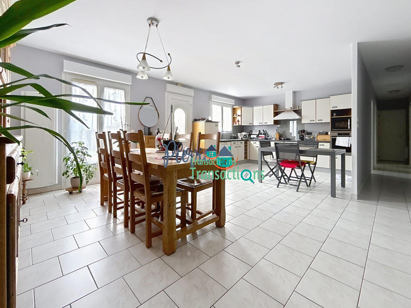 Maison - 125 m² - 4 pièces