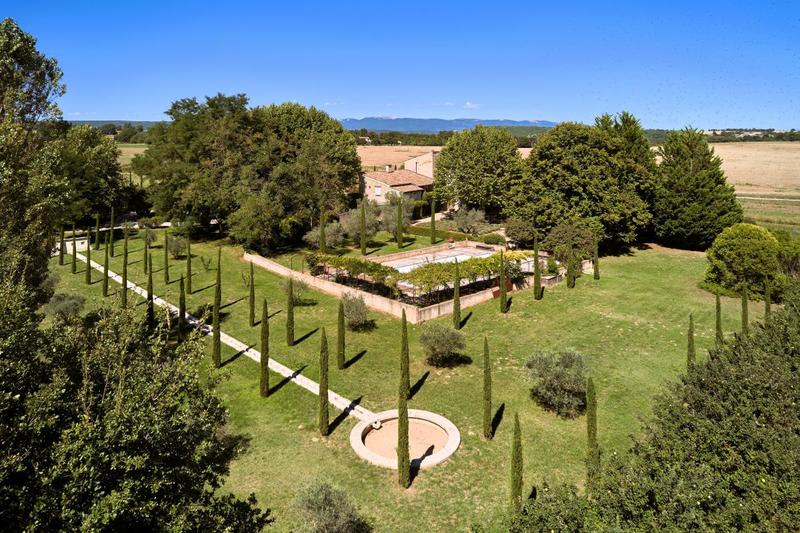 Maison - 500 m² - 8 pièces