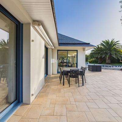 Maison - 152 m² - 5 pièces