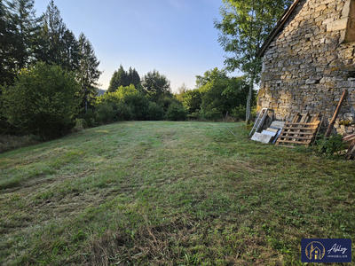 Maison ancienne - 306 m² - 2 pièces