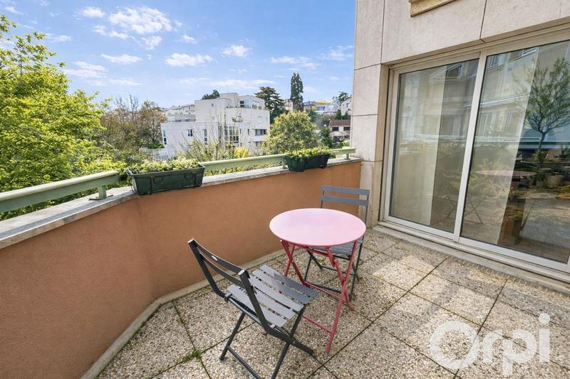 Appartement - 105 m² - 4 pièces