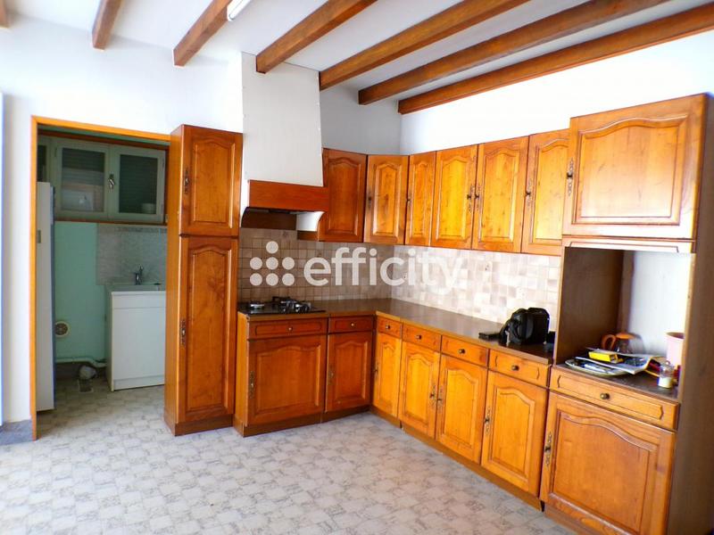 Maison - 176 m² - 8 pièces
