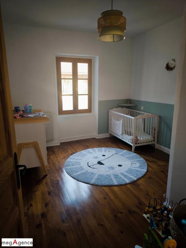 Propriété - 185 m² - 6 pièces