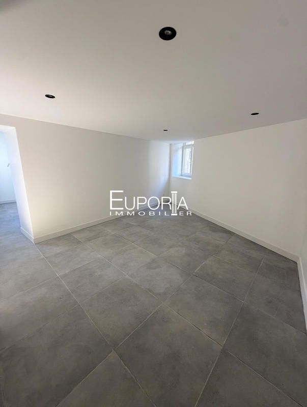 Maison - 130 m² - 4 pièces