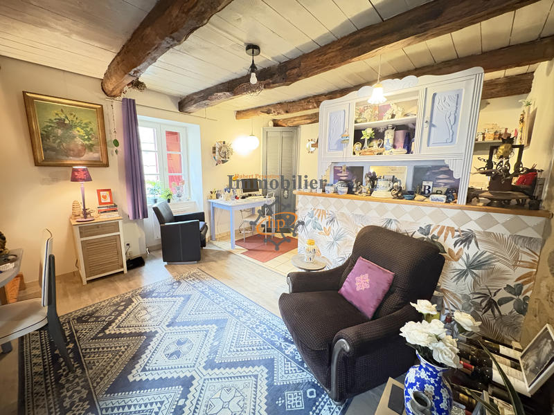 Maison - 104 m² - 4 pièces