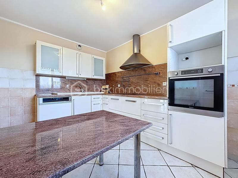 Appartement - 101 m² - 5 pièces