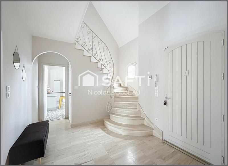 Maison - 162 m² - 6 pièces