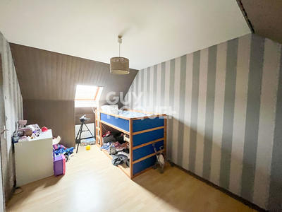 Maison - 100 m² - 6 pièces