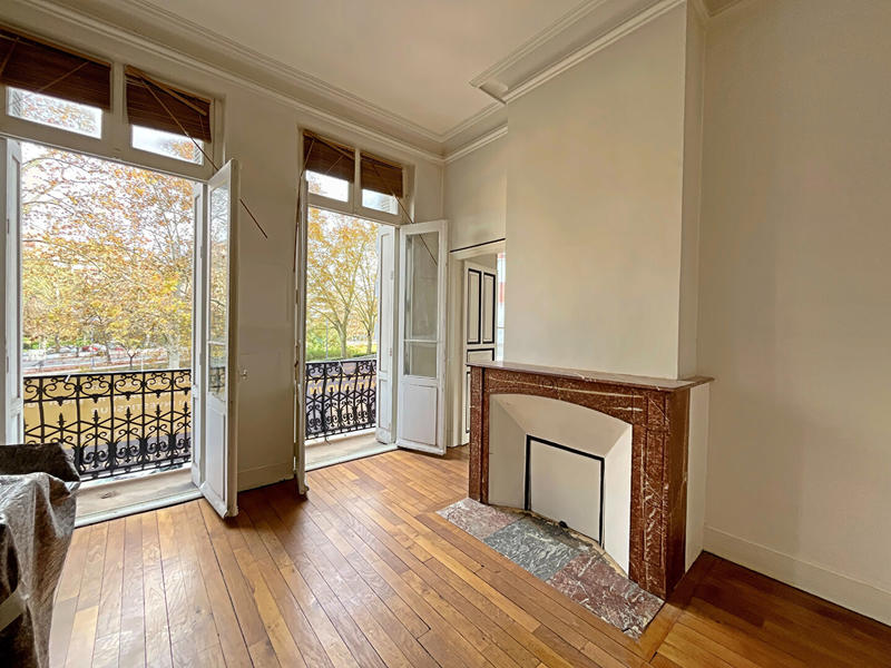 Immeuble - 717 m² - 18 pièces