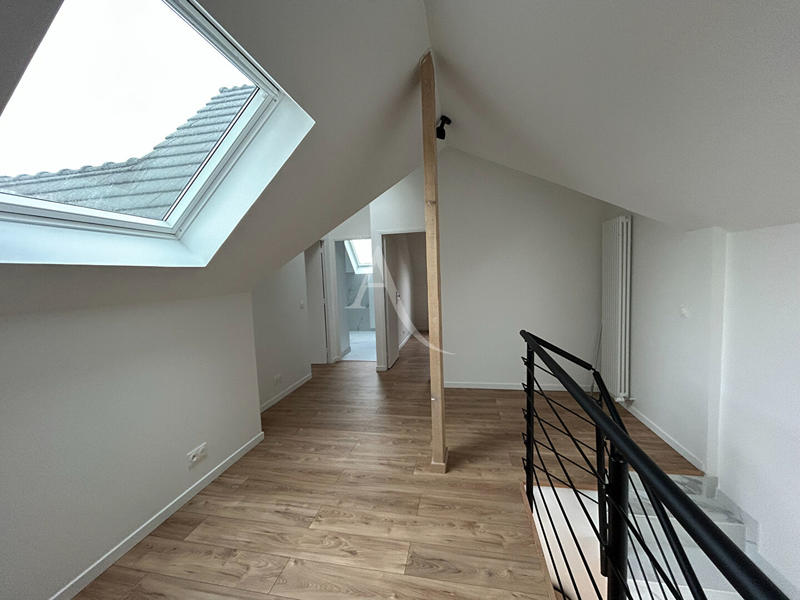 Maison - 95 m² - 6 pièces