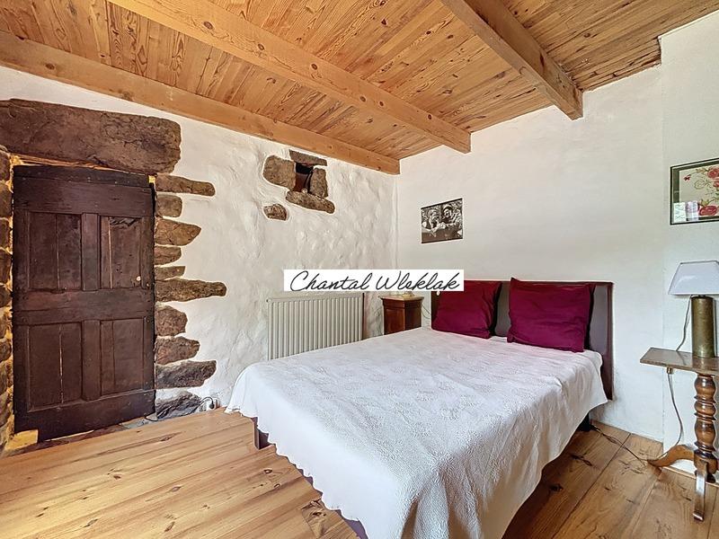 Maison - 98 m² - 5 pièces