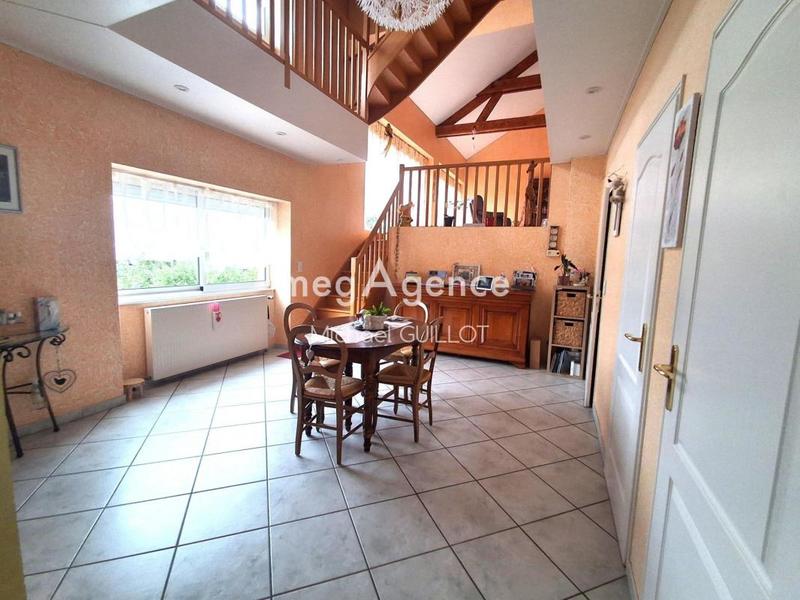 Maison - 155 m² - 6 pièces