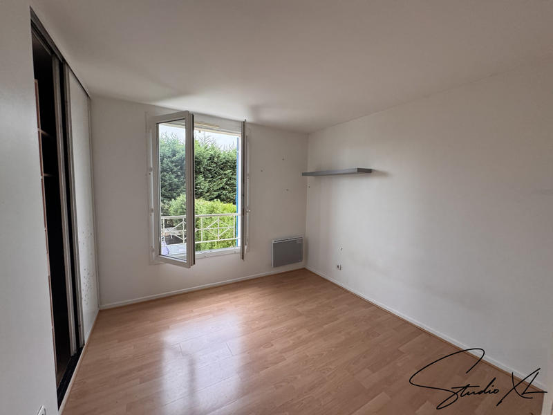 Maison traditionnelle - 121 m² - 7 pièces