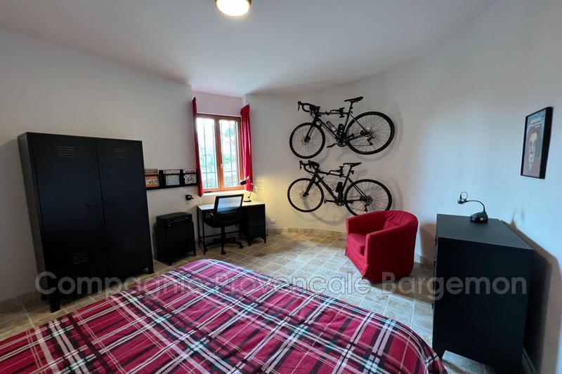 Appartement - 92 m² - 3 pièces