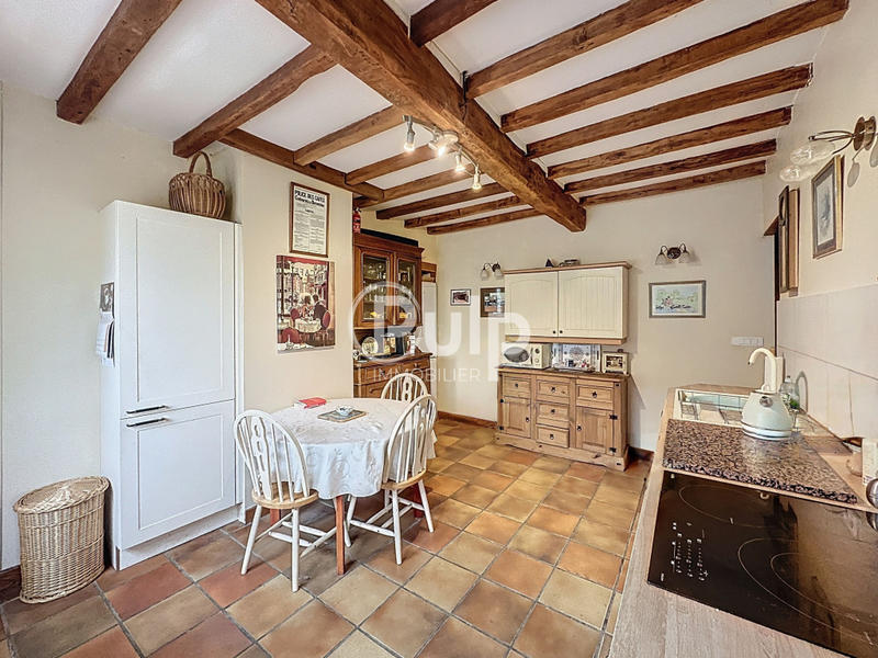 Maison - 98 m² - 4 pièces