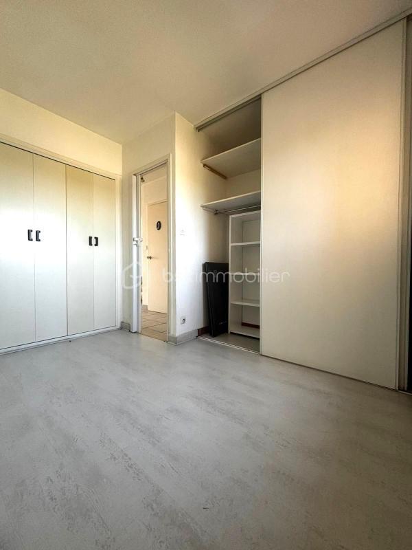 Appartement - 90 m² - 5 pièces
