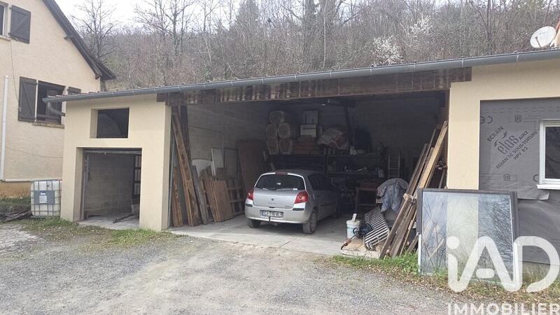 Maison - 211 m² - 11 pièces