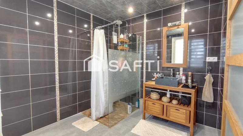 Maison - 160 m² - 7 pièces