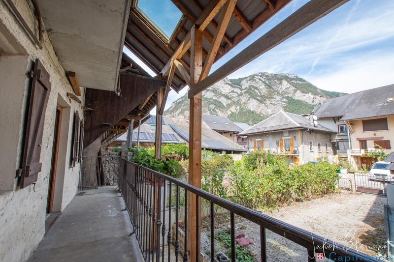 Immeuble - 186 m² - 10 pièces