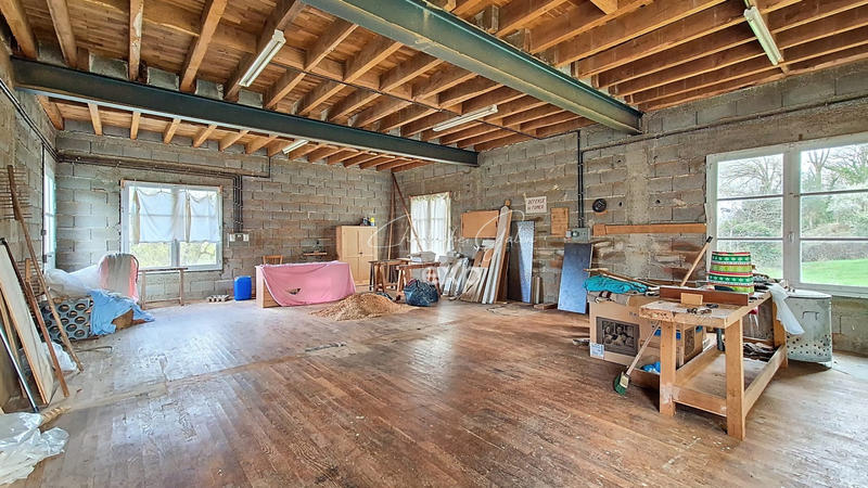 Maison traditionnelle - 127 m² - 7 pièces