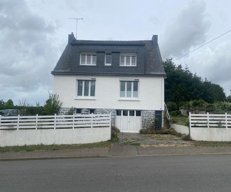 Maison - 126 m² - 8 pièces