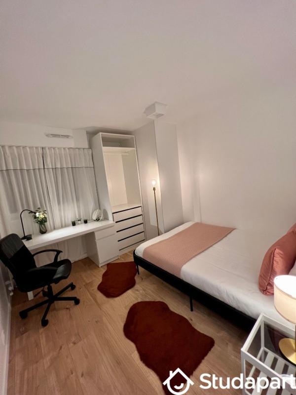 Chambre - 10 m² - 1 pièce