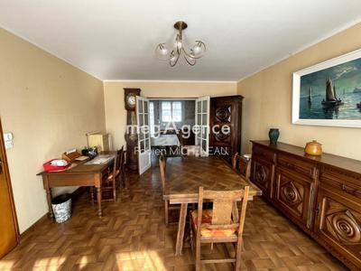 Maison - 125 m² - 7 pièces